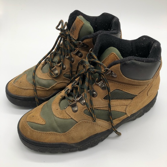 brooks hiking boots